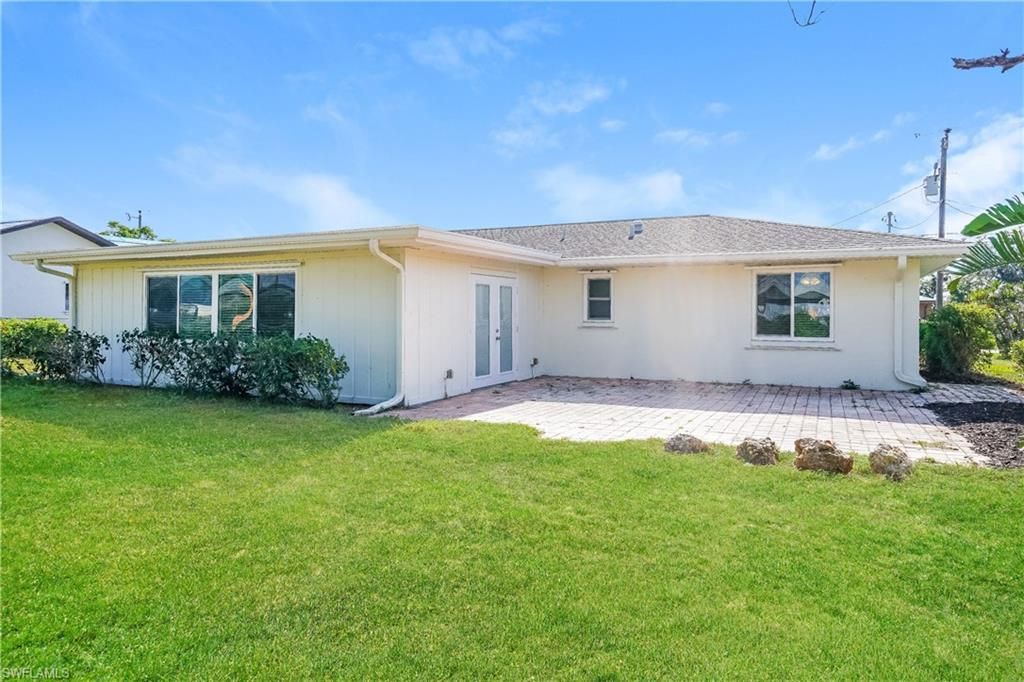 1437 SE 14th Ter , Cape Coral, FL 33990 Photo