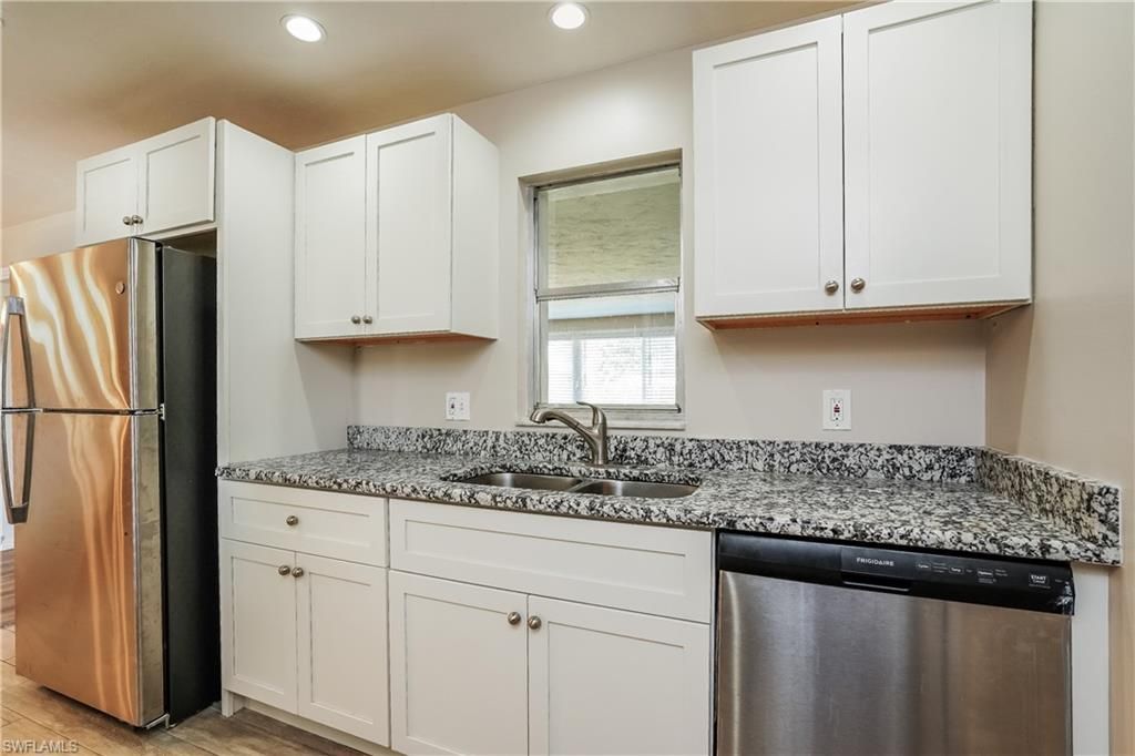 1437 SE 14th Ter , Cape Coral, FL 33990 Photo