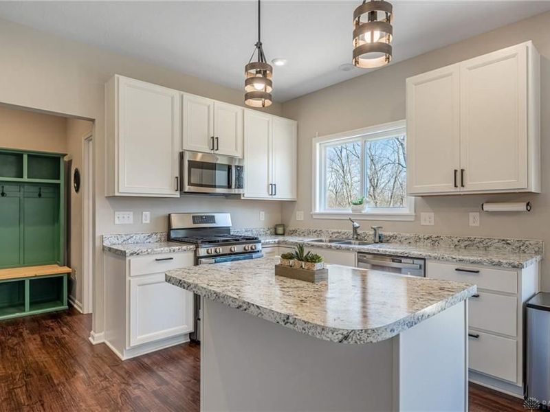 1512 Indigo Drive, Fairborn, OH 45324 Photo 12