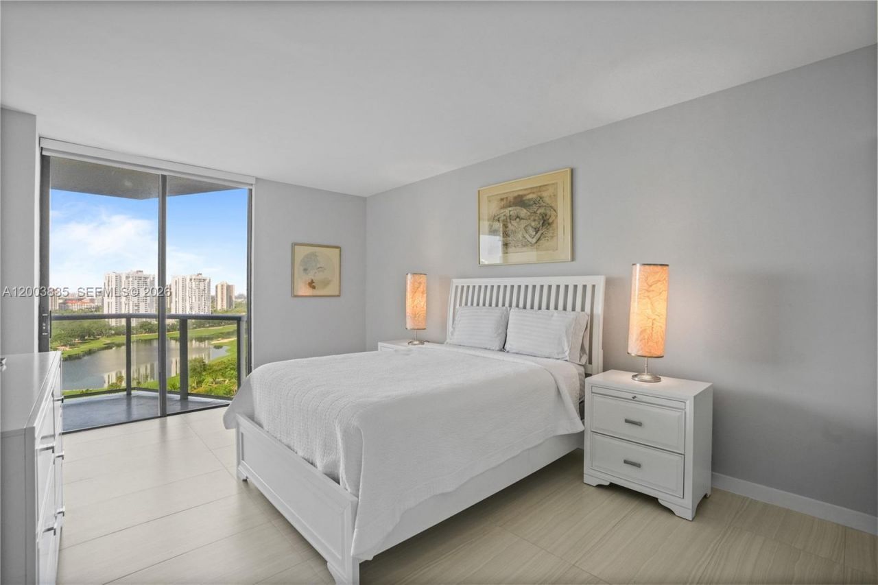 20281 E Country Club Dr , Unit 1603, Aventura, FL 33180 Photo