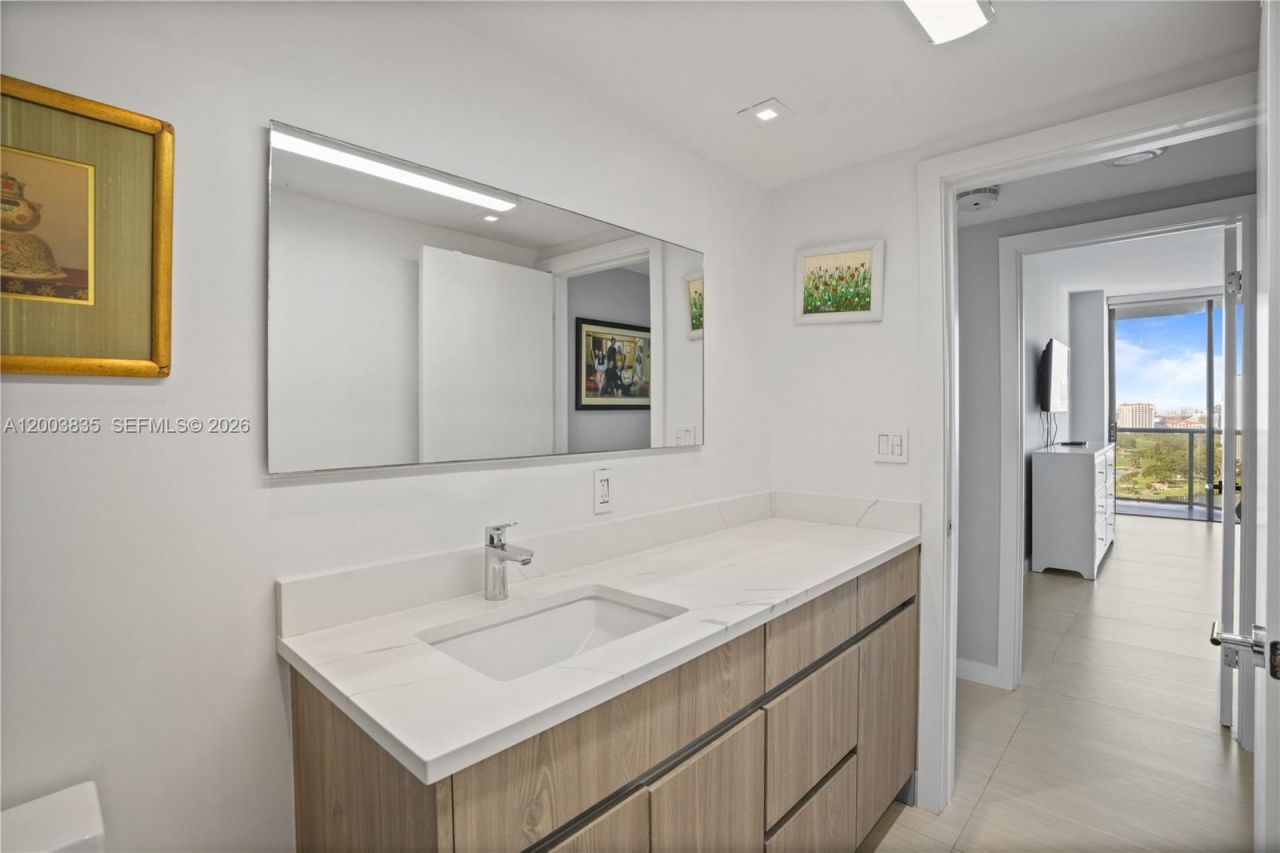 20281 E Country Club Dr , Unit 1603, Aventura, FL 33180 Photo