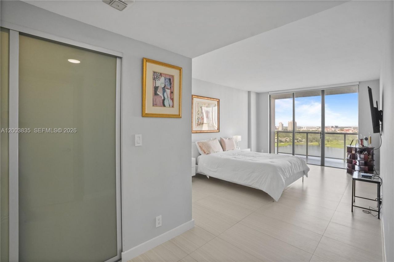 20281 E Country Club Dr , Unit 1603, Aventura, FL 33180 Photo