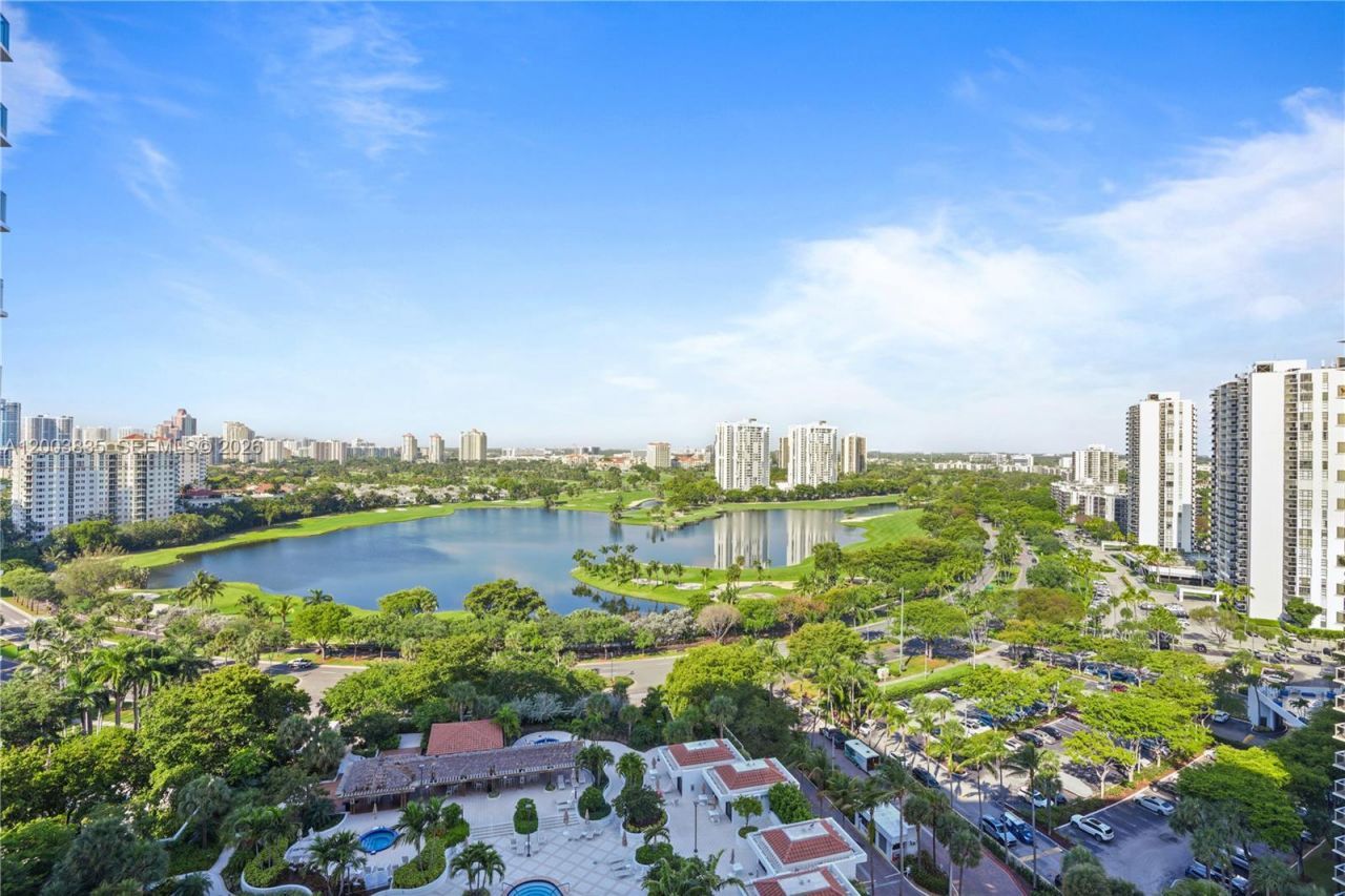 20281 E Country Club Dr , Unit 1603, Aventura, FL 33180 Photo