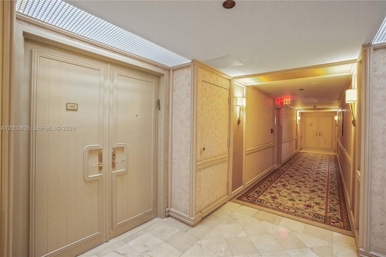 20281 E Country Club Dr , Unit 1603, Aventura, FL 33180 Photo