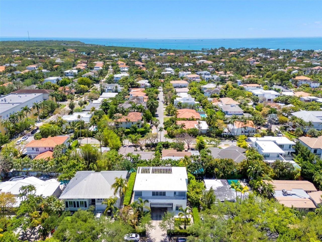 230 W Mcintyre St , Key Biscayne, FL 33149 Photo