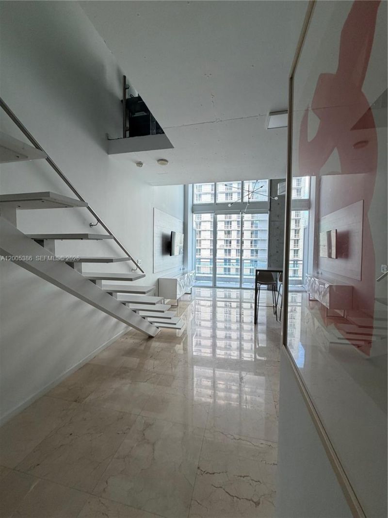 690 SW 1st Ct, Unit 2524, Miami, FL 33130 Photo