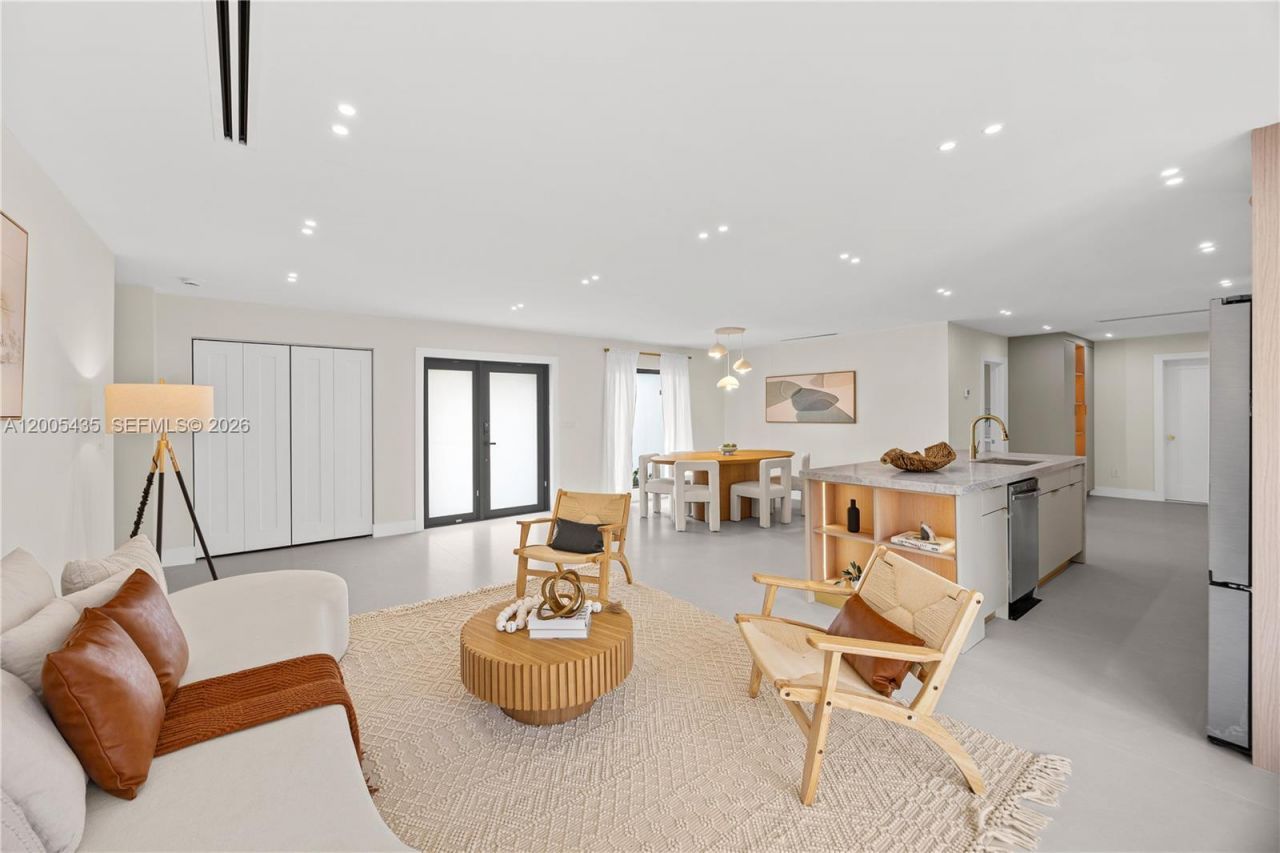 9261 SW 80th Ter , Miami, FL 33173 Photo