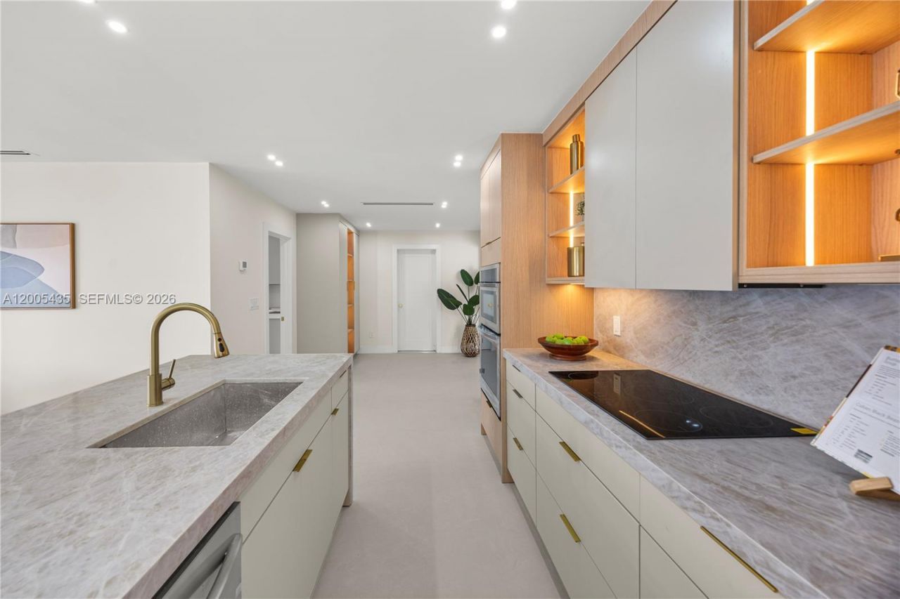 9261 SW 80th Ter , Miami, FL 33173 Photo