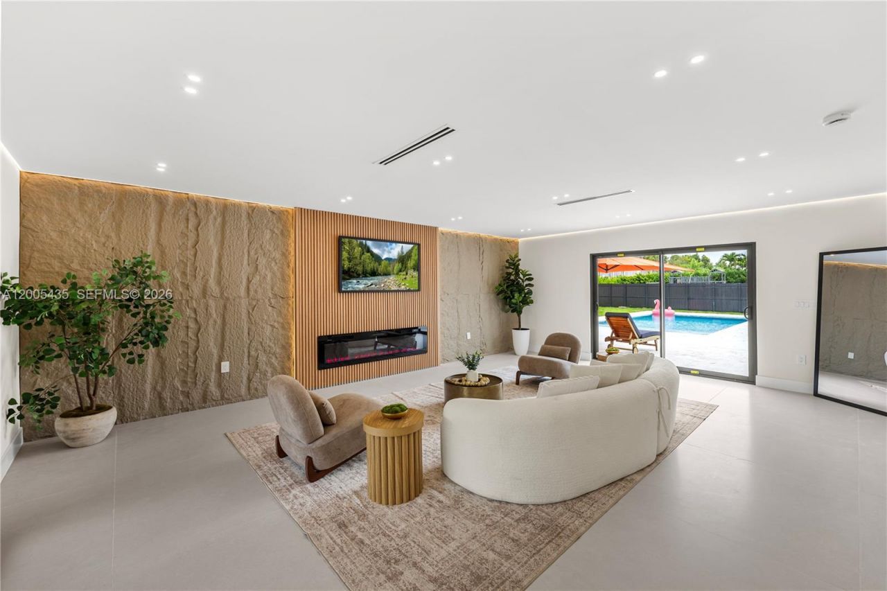 9261 SW 80th Ter , Miami, FL 33173 Photo