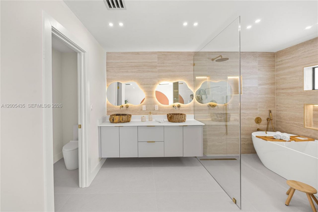 9261 SW 80th Ter , Miami, FL 33173 Photo