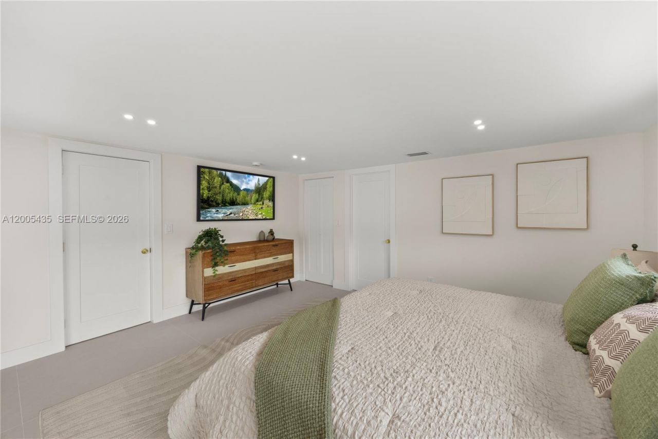 9261 SW 80th Ter , Miami, FL 33173 Photo