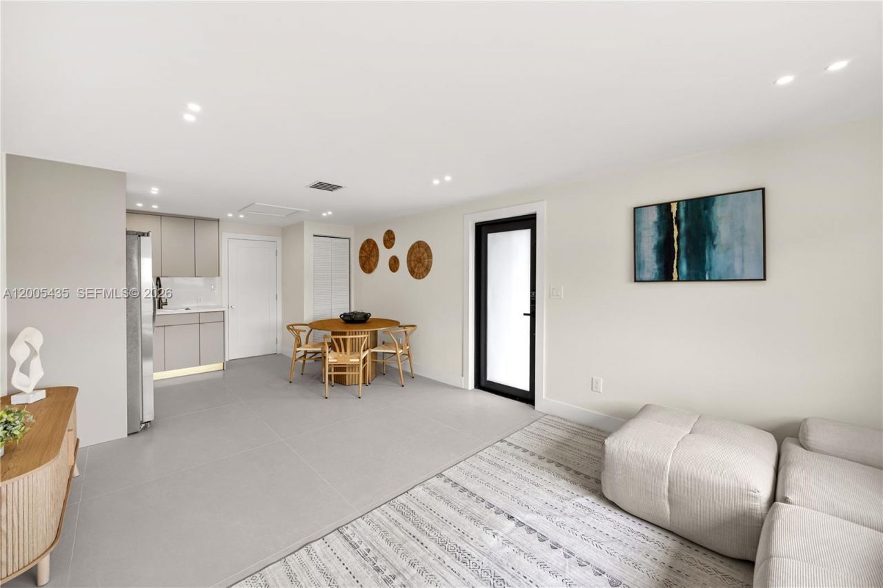 9261 SW 80th Ter , Miami, FL 33173 Photo