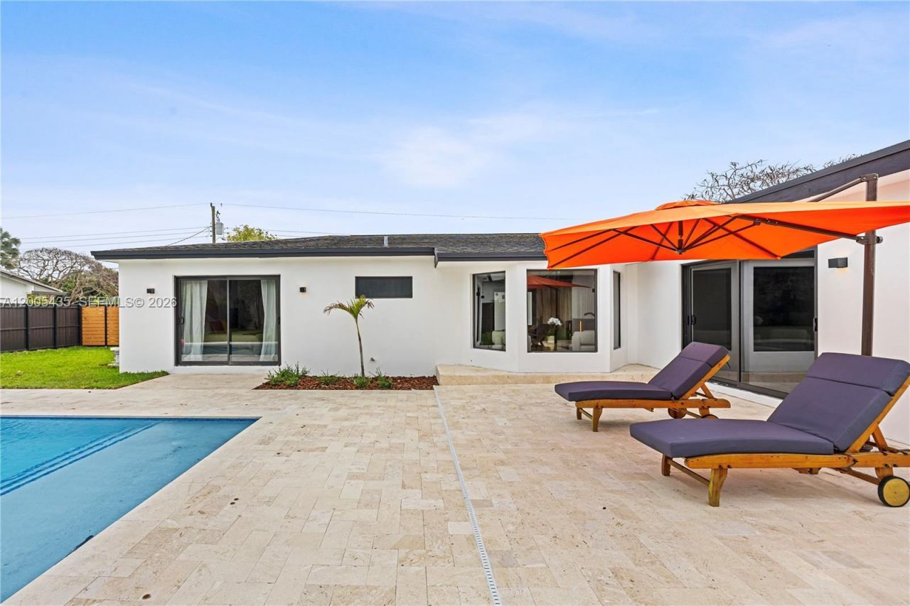 9261 SW 80th Ter , Miami, FL 33173 Photo