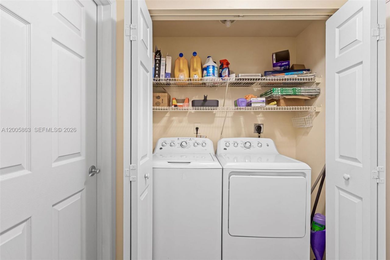 6841 SW 44th St , Unit 106, Miami, FL 33155 Photo