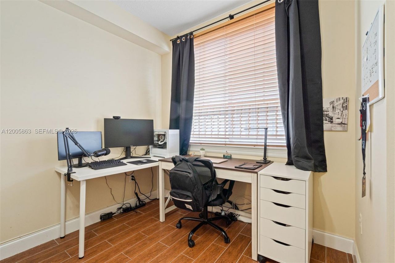 6841 SW 44th St , Unit 106, Miami, FL 33155 Photo