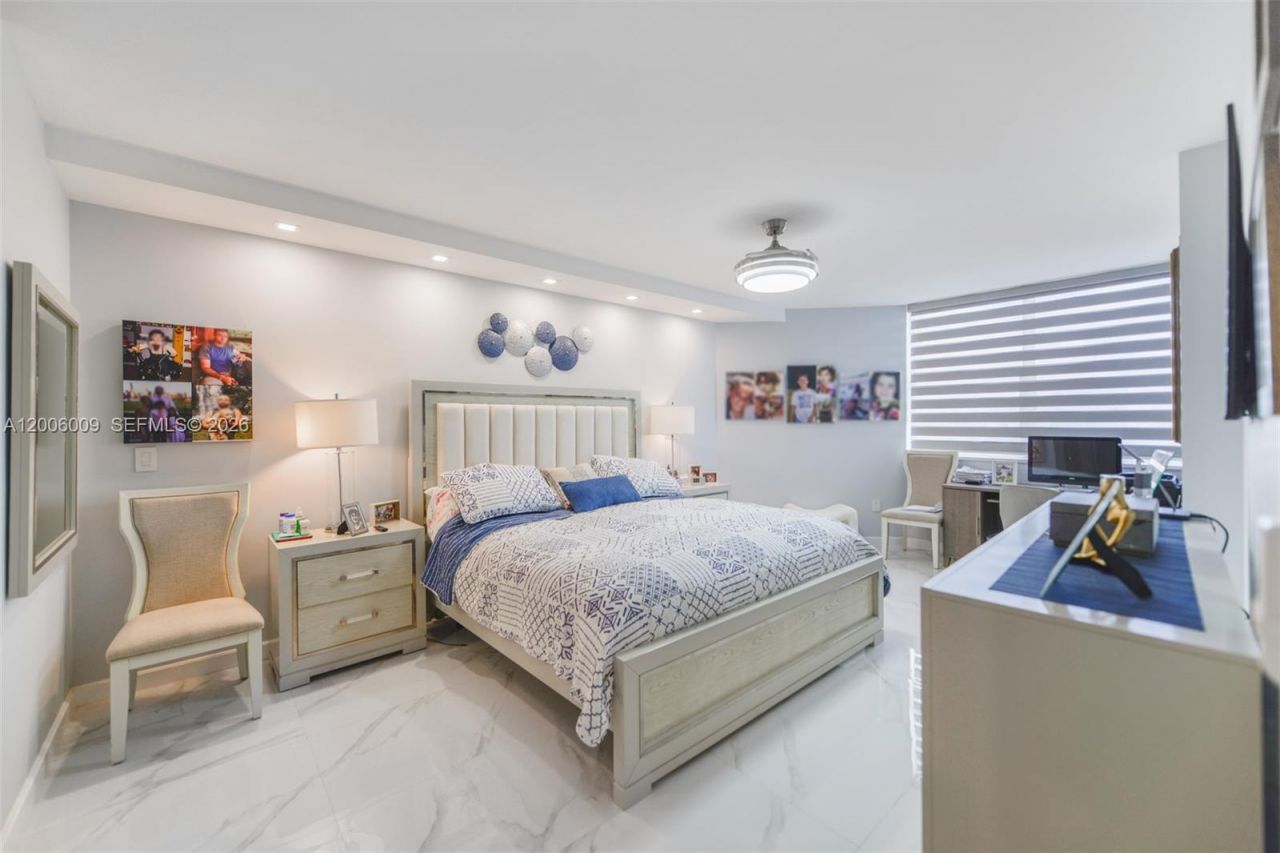 1980 S Ocean Dr, Unit PHG, Hallandale Beach, FL 33009 Photo