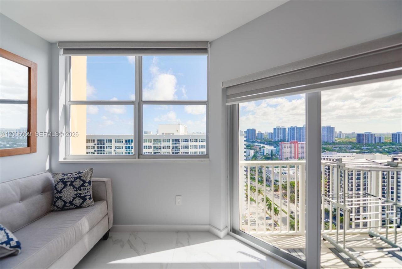 1980 S Ocean Dr, Unit PHG, Hallandale Beach, FL 33009 Photo