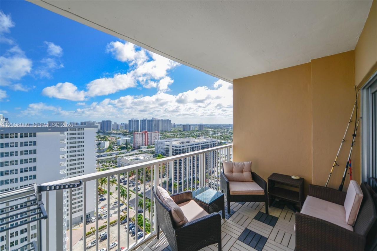 1980 S Ocean Dr, Unit PHG, Hallandale Beach, FL 33009 Photo