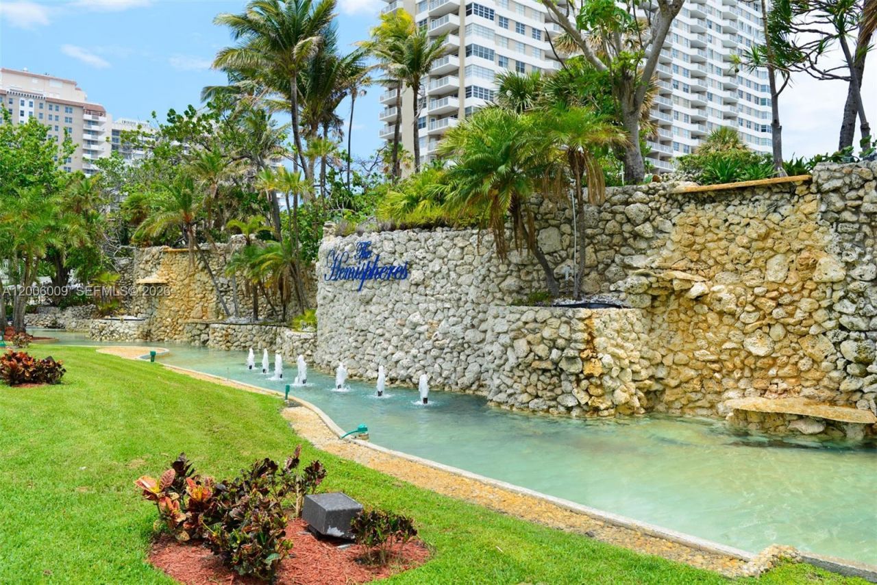 1980 S Ocean Dr, Unit PHG, Hallandale Beach, FL 33009 Photo