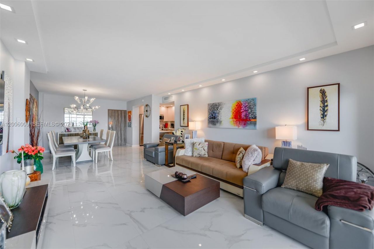 1980 S Ocean Dr, Unit PHG, Hallandale Beach, FL 33009 Photo