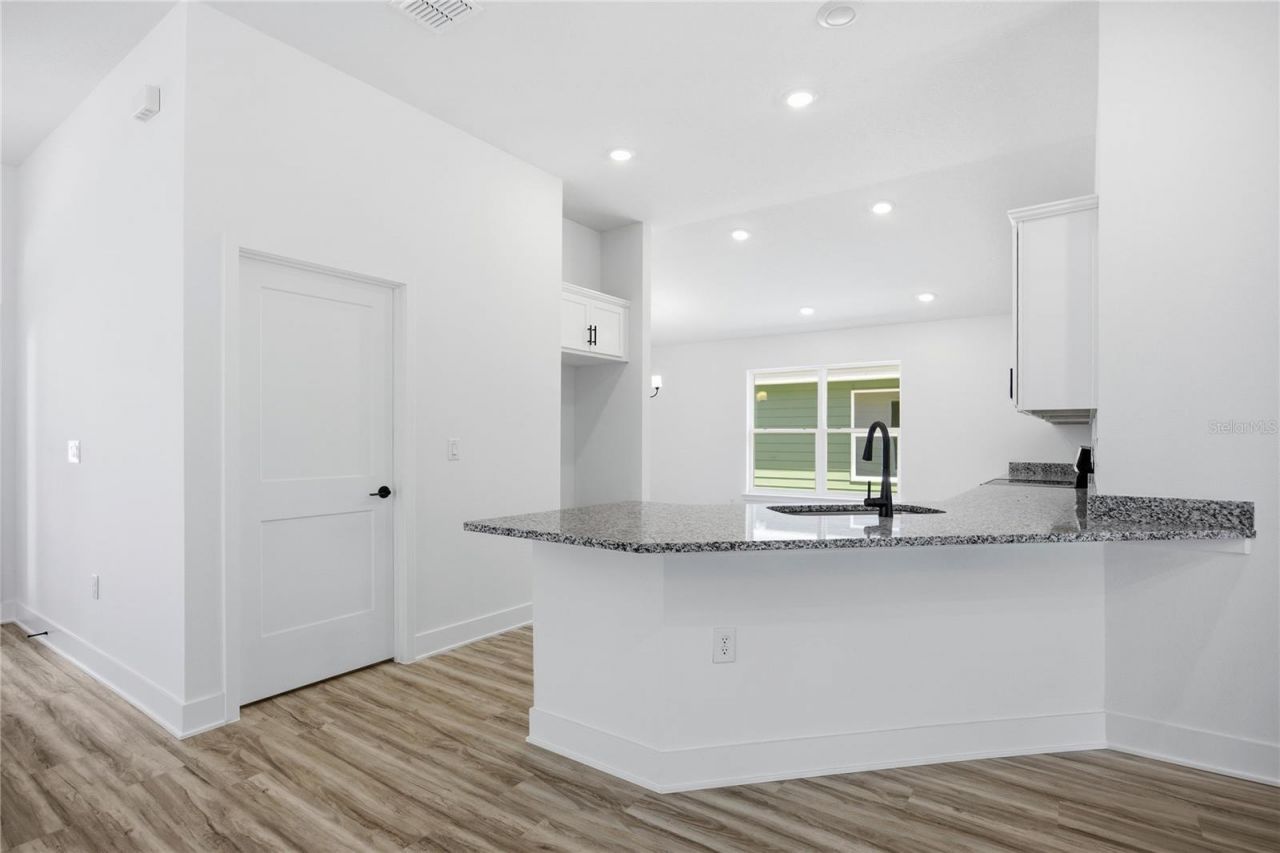 16794 NW 178th Terrace , Alachua, FL 32615 Photo