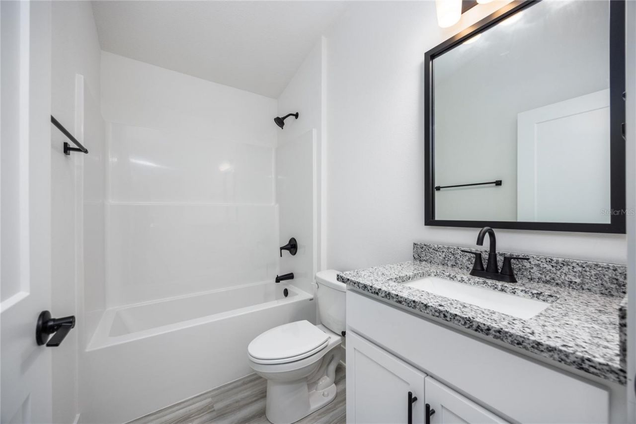 16794 NW 178th Terrace , Alachua, FL 32615 Photo