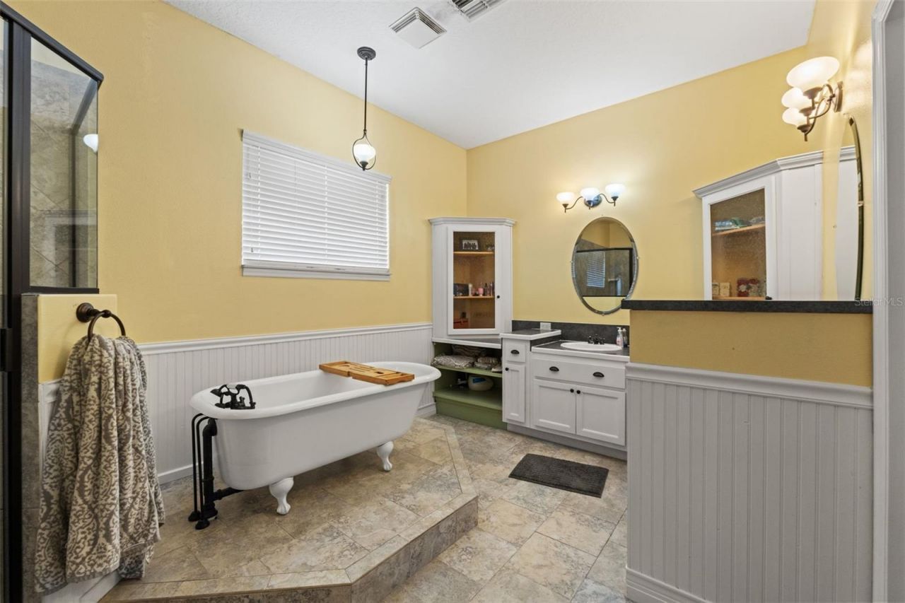 9135 Mazette Road, Weeki Wachee, FL 34613 Photo