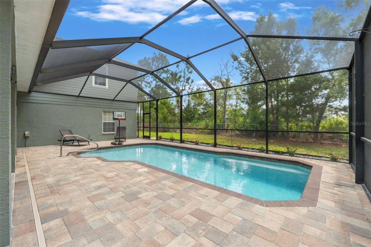 9135 Mazette Road, Weeki Wachee, FL 34613 Photo