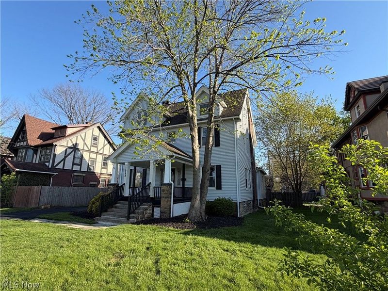 12988 Clifton Boulevard, Lakewood, OH 44107 Photo 4