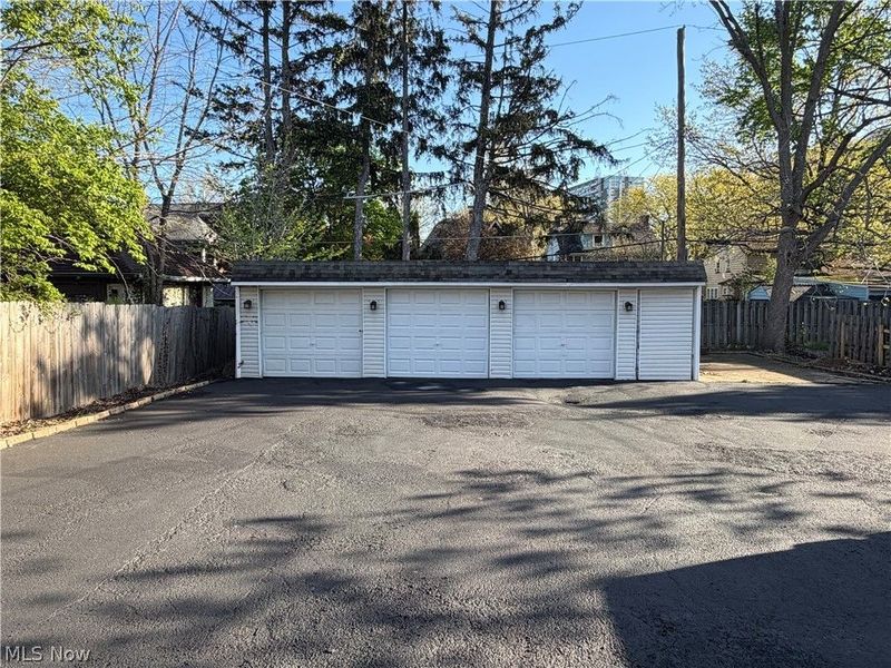 12988 Clifton Boulevard, Lakewood, OH 44107 Photo 7