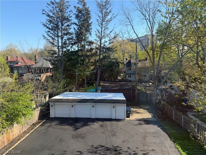 12988 Clifton Boulevard, Lakewood, OH 44107 Photo 8