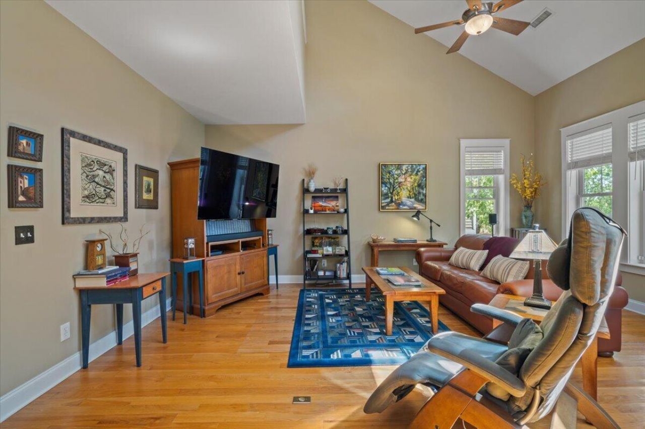 3011 Rushland Mews Photo 17