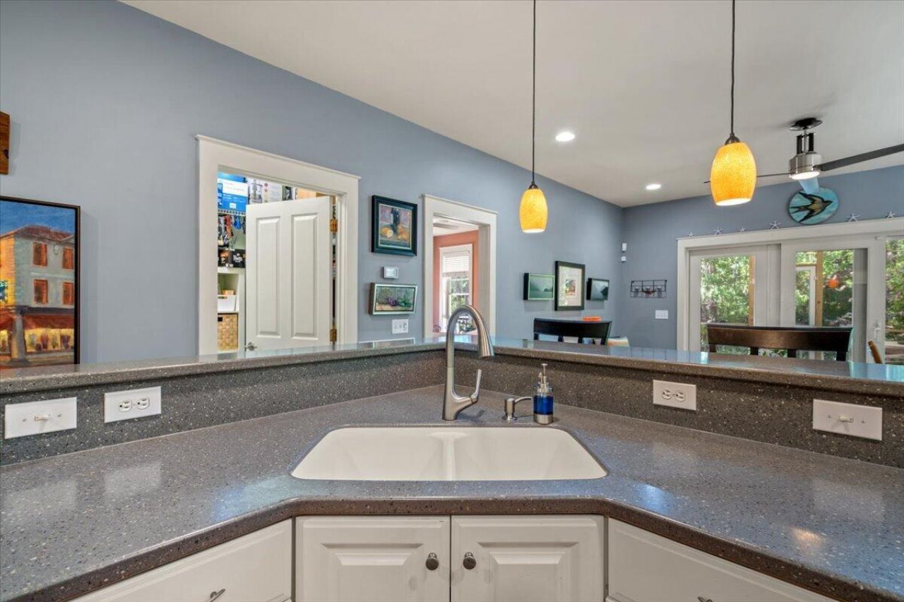3011 Rushland Mews Photo 23