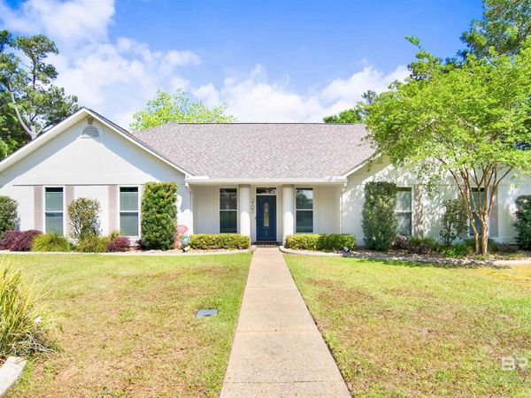 2102 Westchester Drive, Daphne, AL 36526