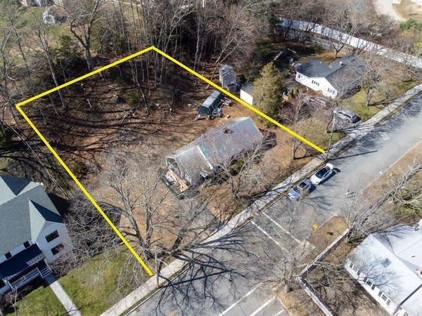 5 Murphy Avenue, Newburyport, MA 01950