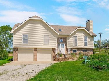 15412 NE 181st Street, Holt, MO 64048