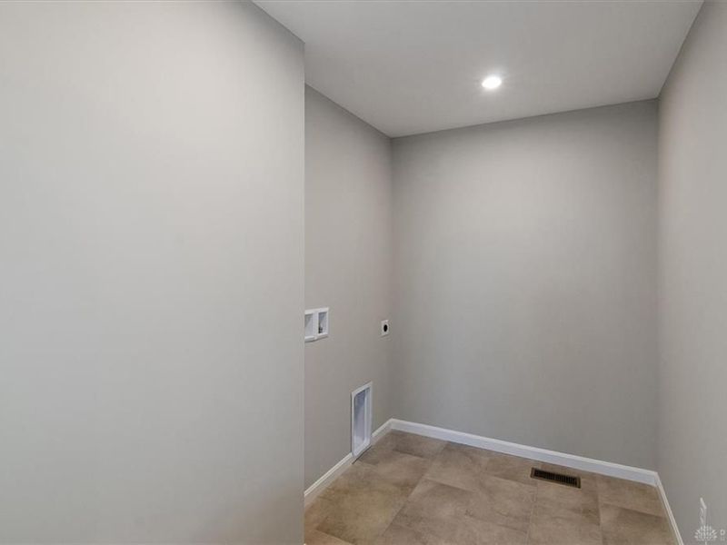 154 Kenneth Hamilton Way, Yellow Springs, OH 45387 Photo 22