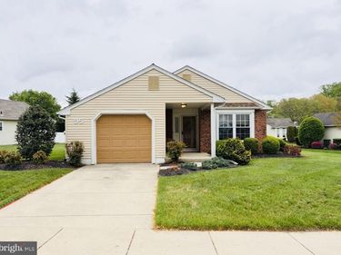 95 LAKEBRIDGE DRIVE, DEPTFORD, NJ 08096