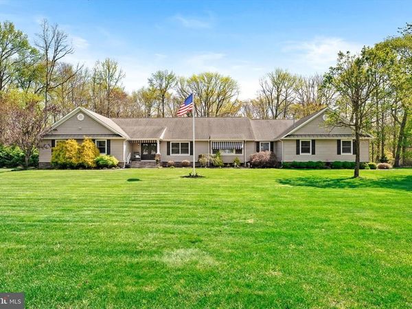 83 OAK GLEN ROAD, HOWELL, NJ 07731