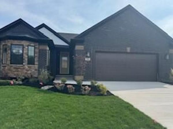 37234 Joy Road, Livonia, MI 48150