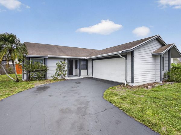 7771 Blackwood Lane, Lake Worth, FL 33467