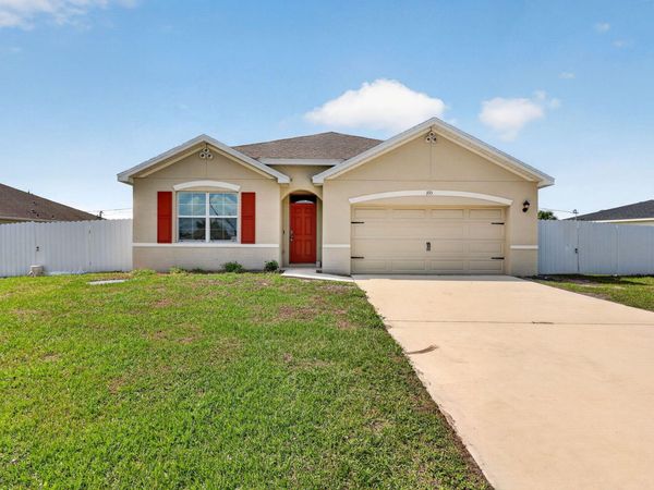 393 SW Tarra Avenue, Port St. Lucie, FL 34953