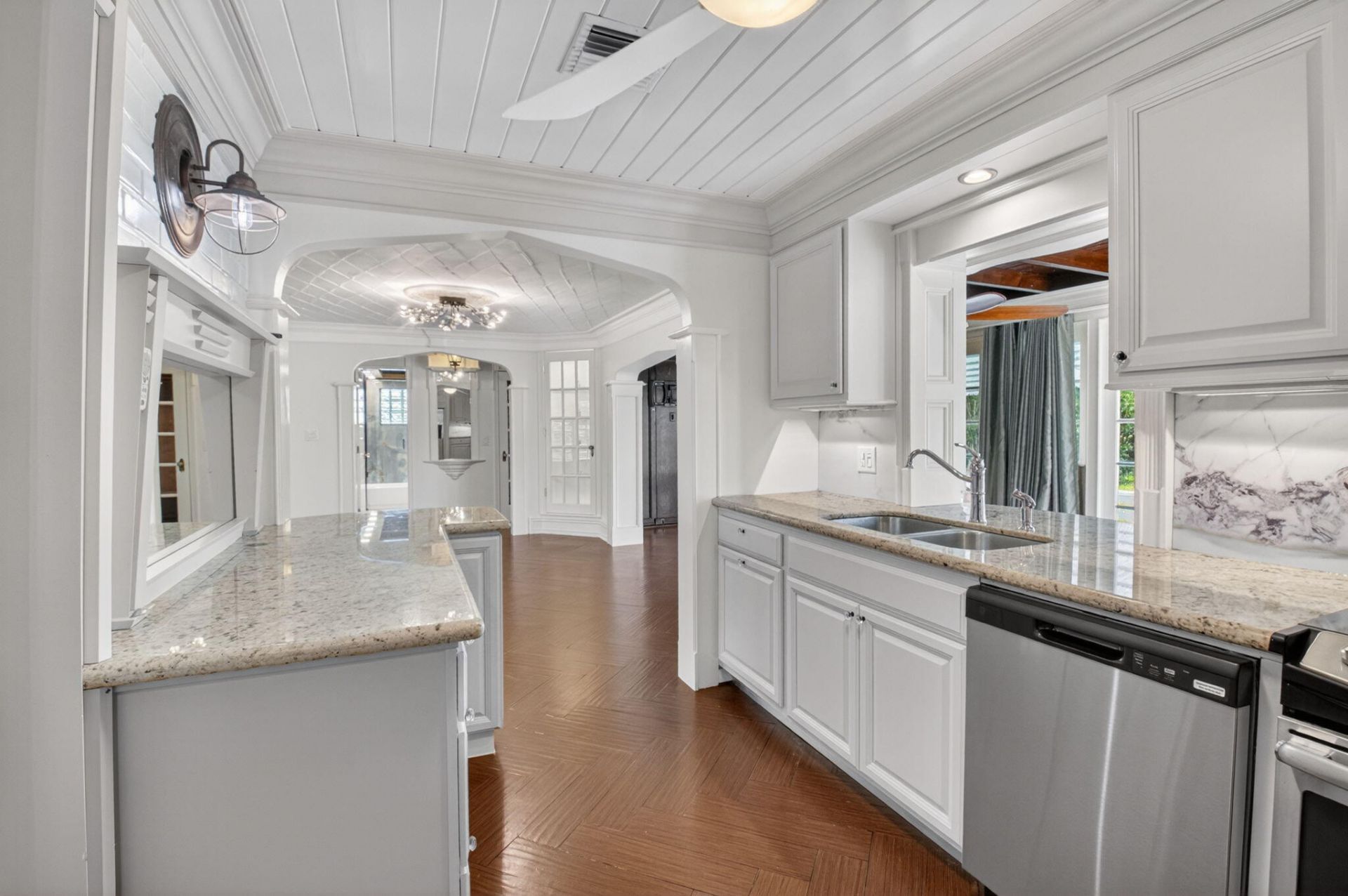 105 NW 8th Place, Boynton Beach, FL 33426 Photo