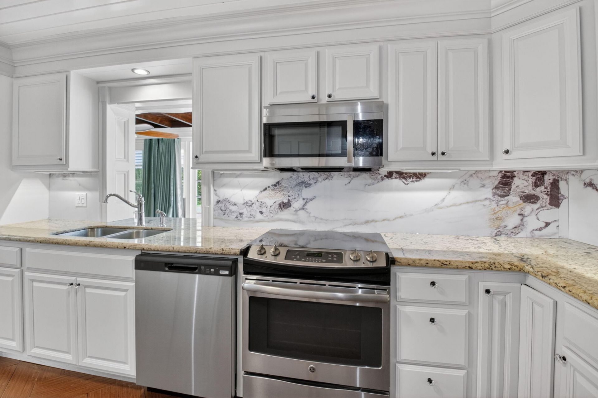 105 NW 8th Place, Boynton Beach, FL 33426 Photo