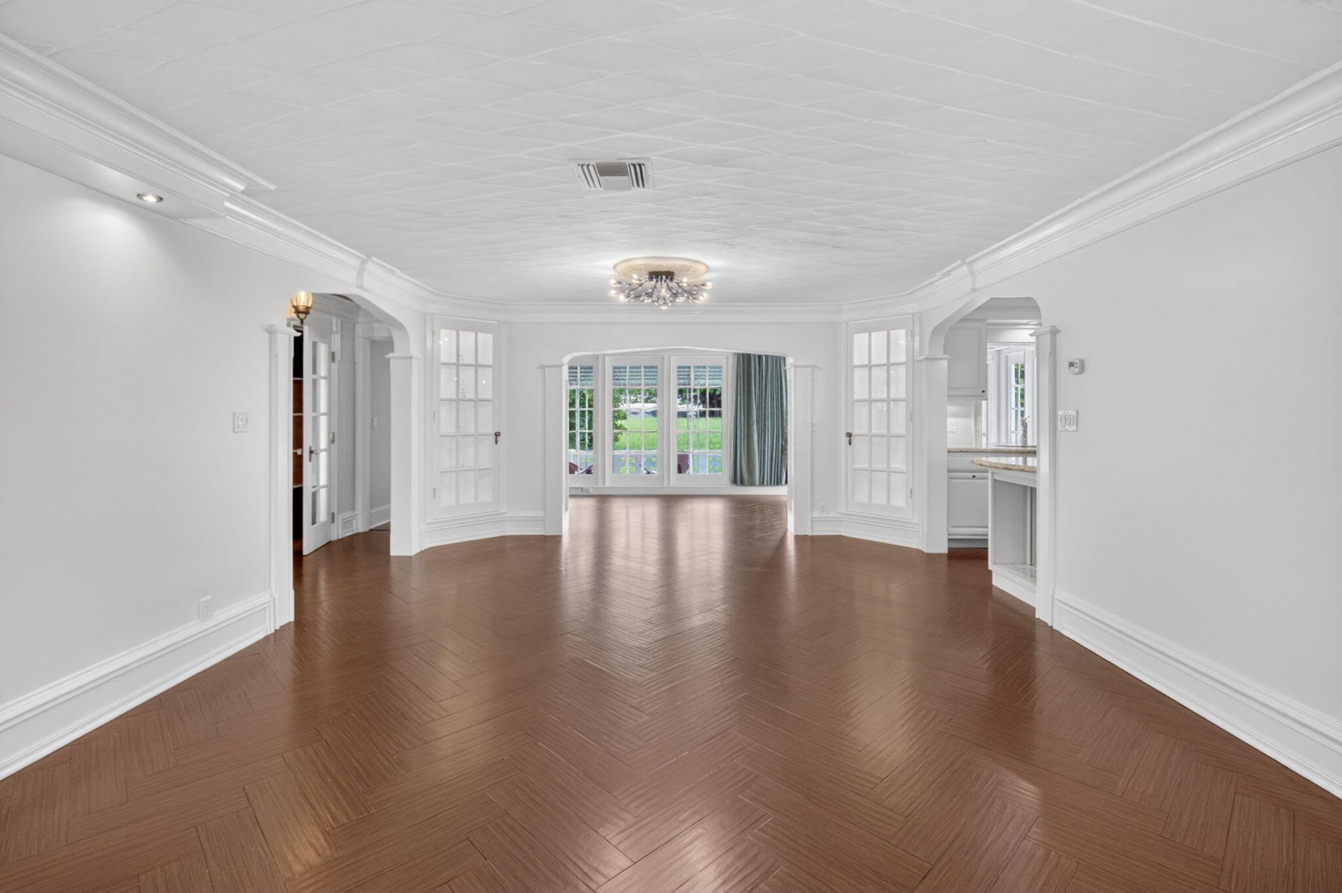 105 NW 8th Place, Boynton Beach, FL 33426 Photo