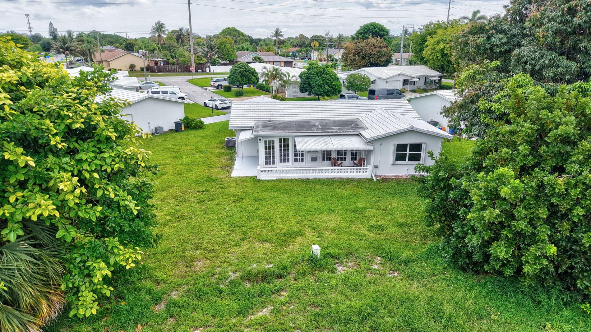 105 NW 8th Place, Boynton Beach, FL 33426 Photo