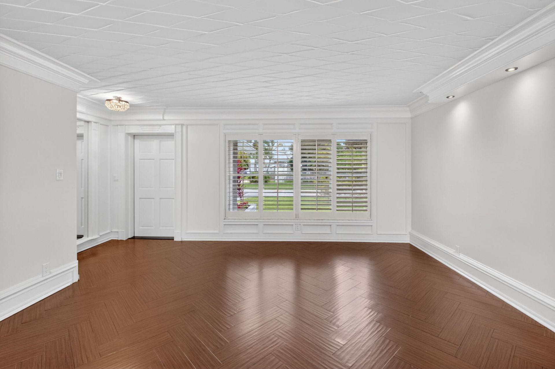 105 NW 8th Place, Boynton Beach, FL 33426 Photo