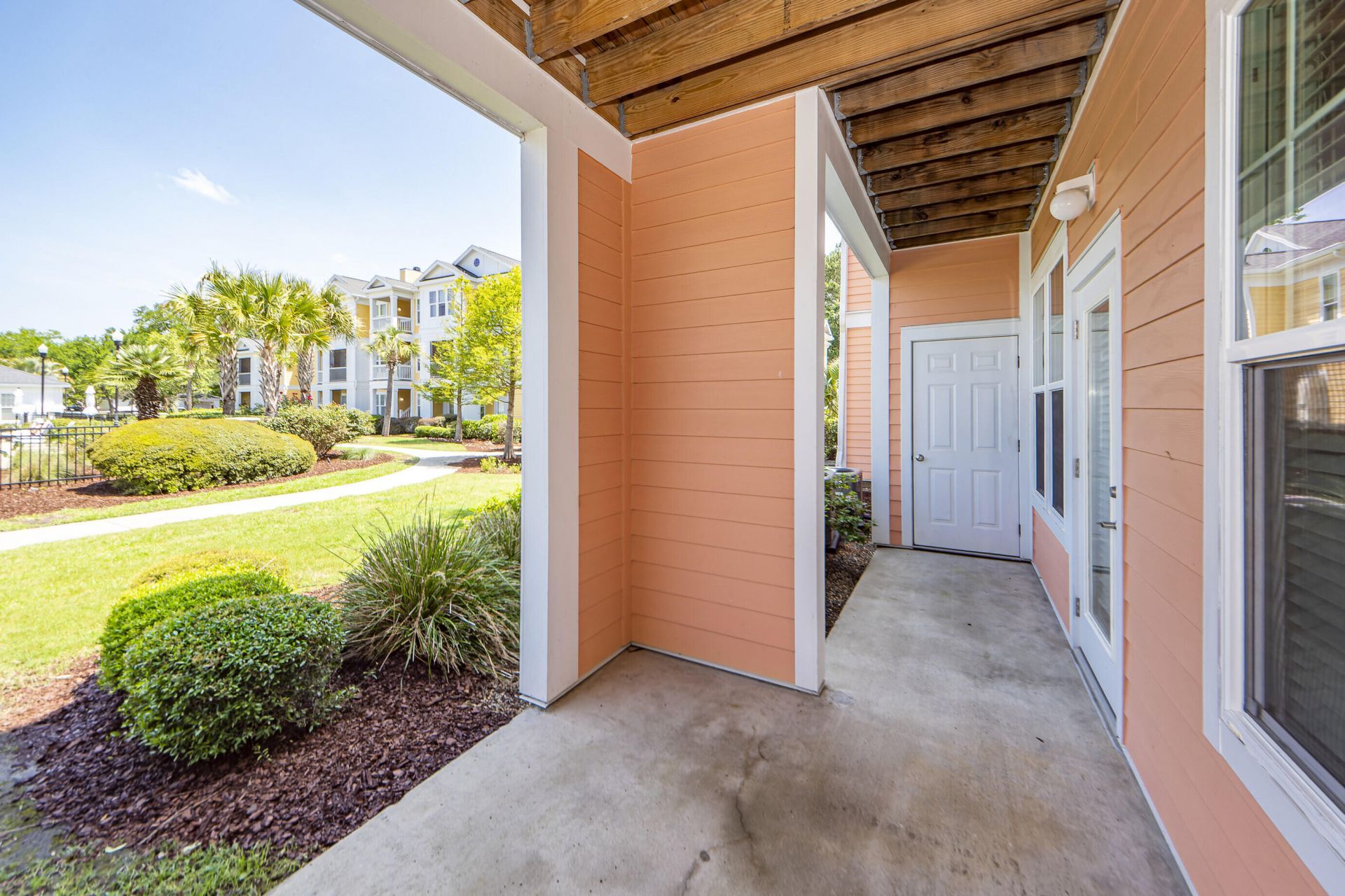 1113 Rosewood Lane Photo 14