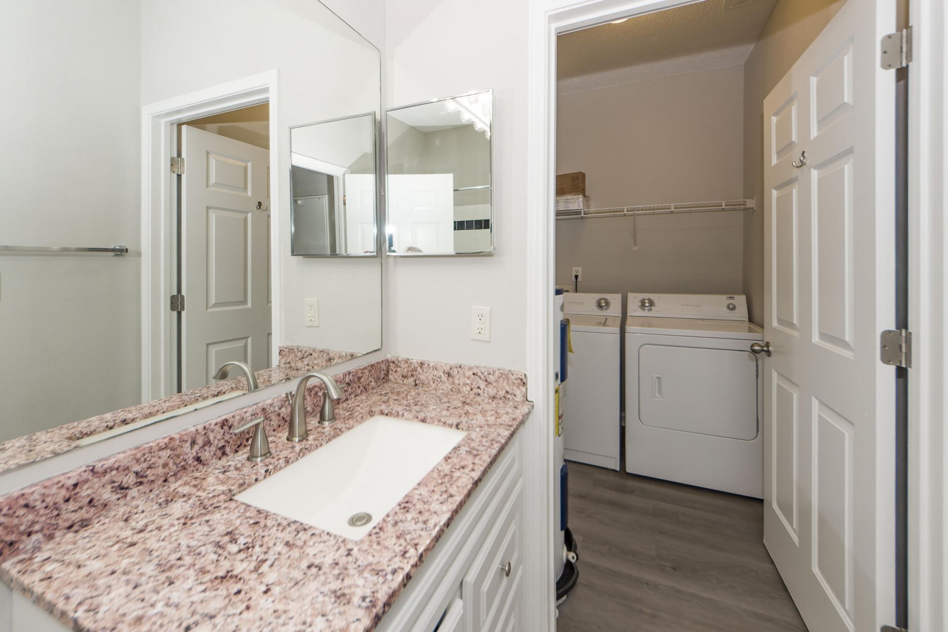 1113 Rosewood Lane Photo 17