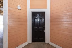 1113 Rosewood Lane photo 4